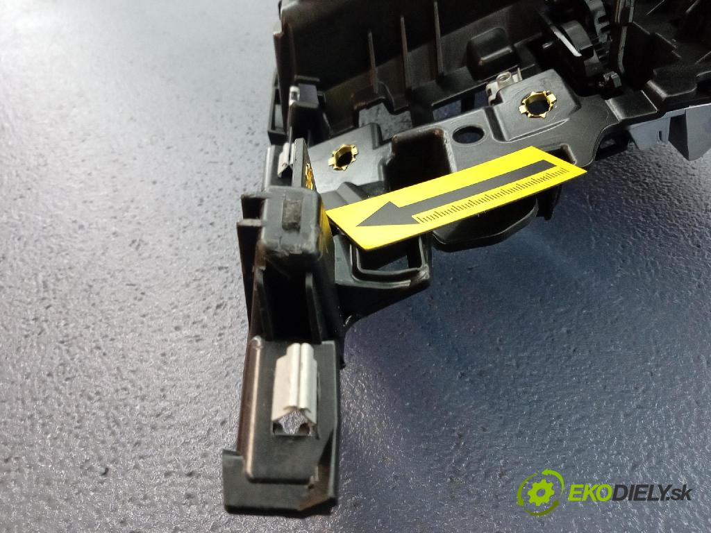 Audi SQ8 2022 Mřížky Proud vzduchu Vzduch: 4M8820902F