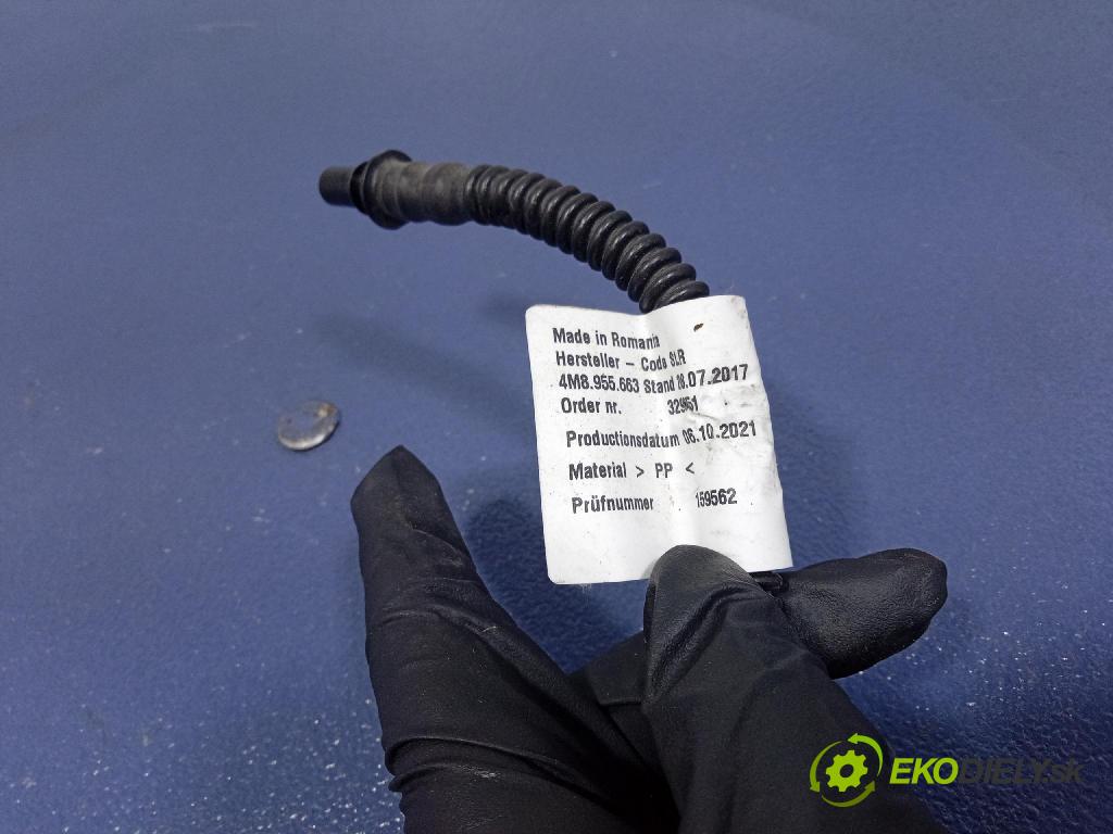 Audi SQ8 2022 rúrka Vzduch: 4M8955663