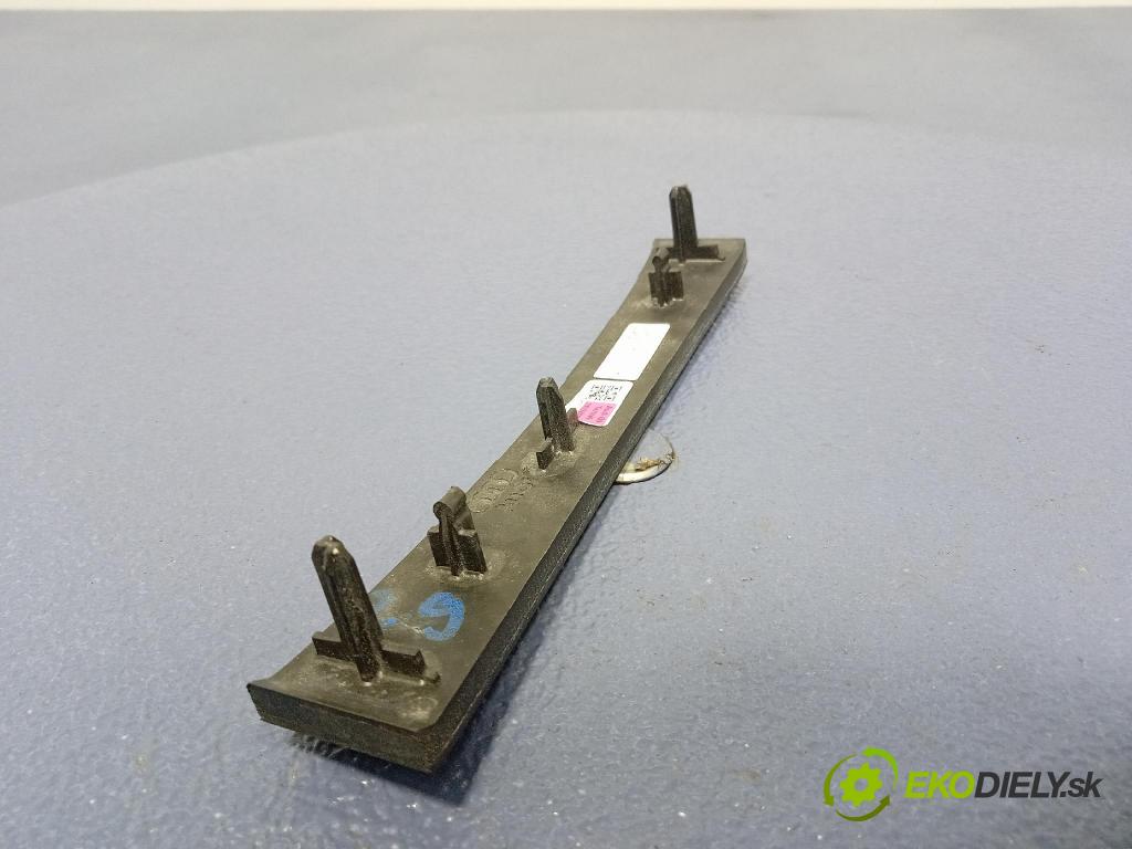 Audi SQ8 2022 lišta Dekoratívní: 4M8864893BB