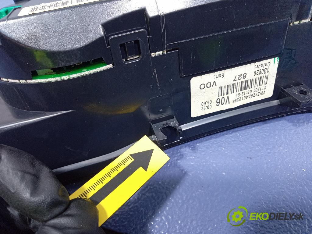 Vw Passat 2002 Přístrojová deska 3B0920827