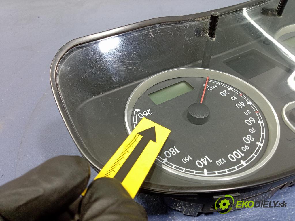 Vw Passat 2002 Přístrojová deska 3B0920827