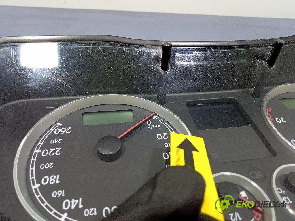 Vw Passat 2002 Přístrojová deska 3B0920827