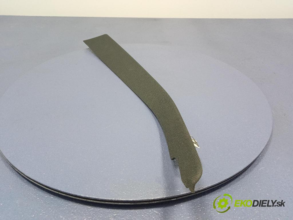 Audi SQ8 2022 kryt Plast: Interiéry: 4M8853215