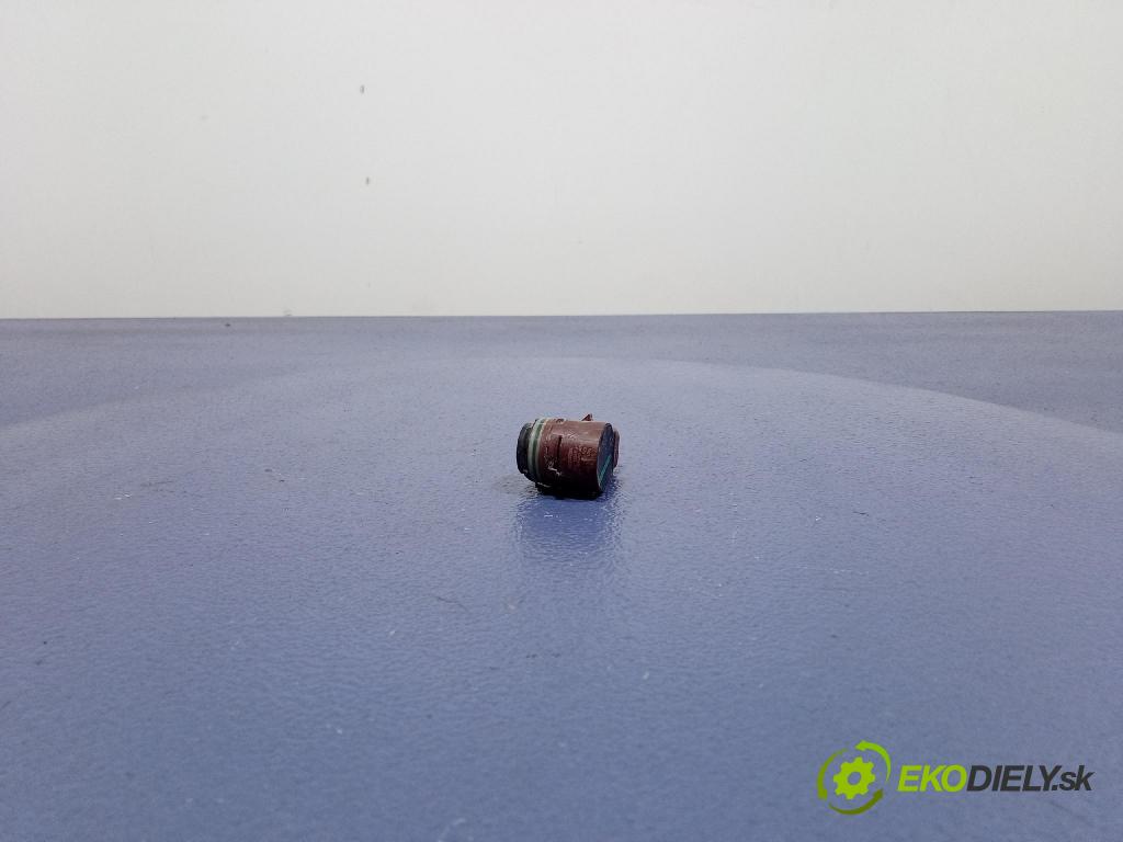 Audi SQ8 2022 snímač / řídící jednotka PDC 5Q1819297