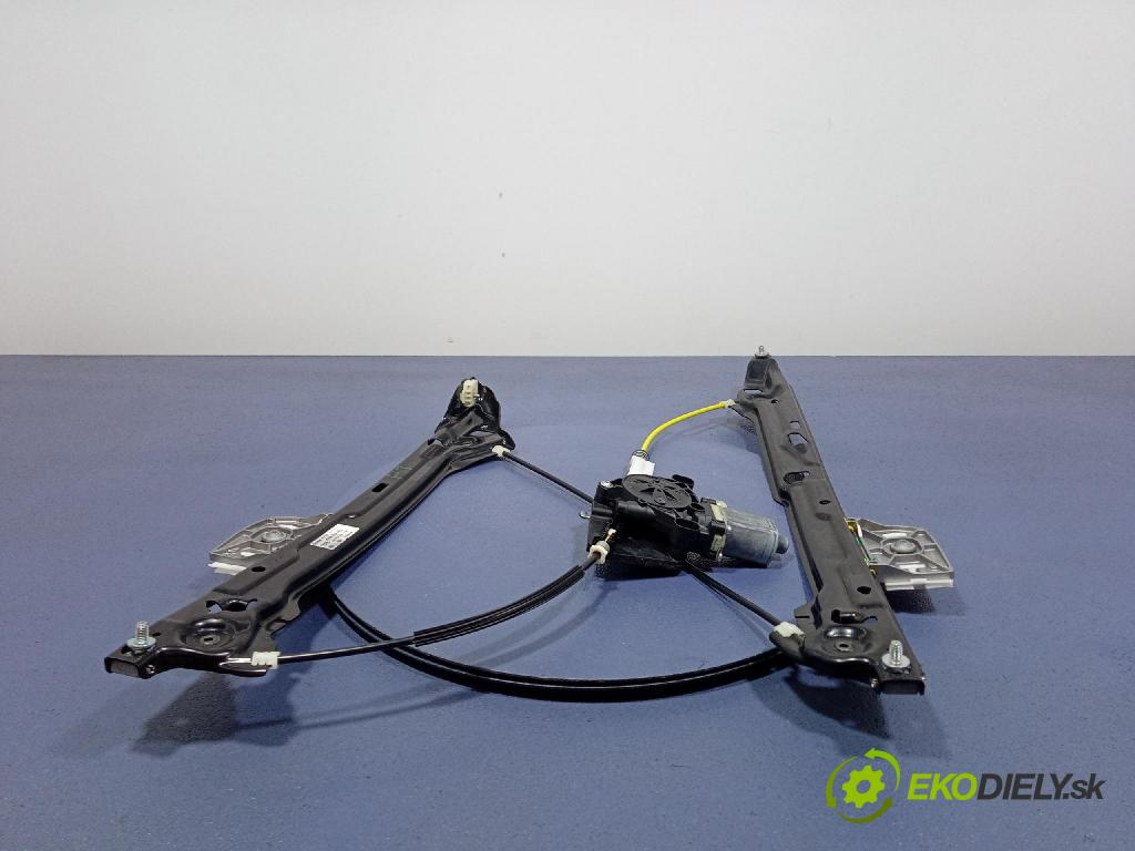 Audi SQ8 2022 mechanismus stahování Sklenka: Zad: v pravo: 4M8839462