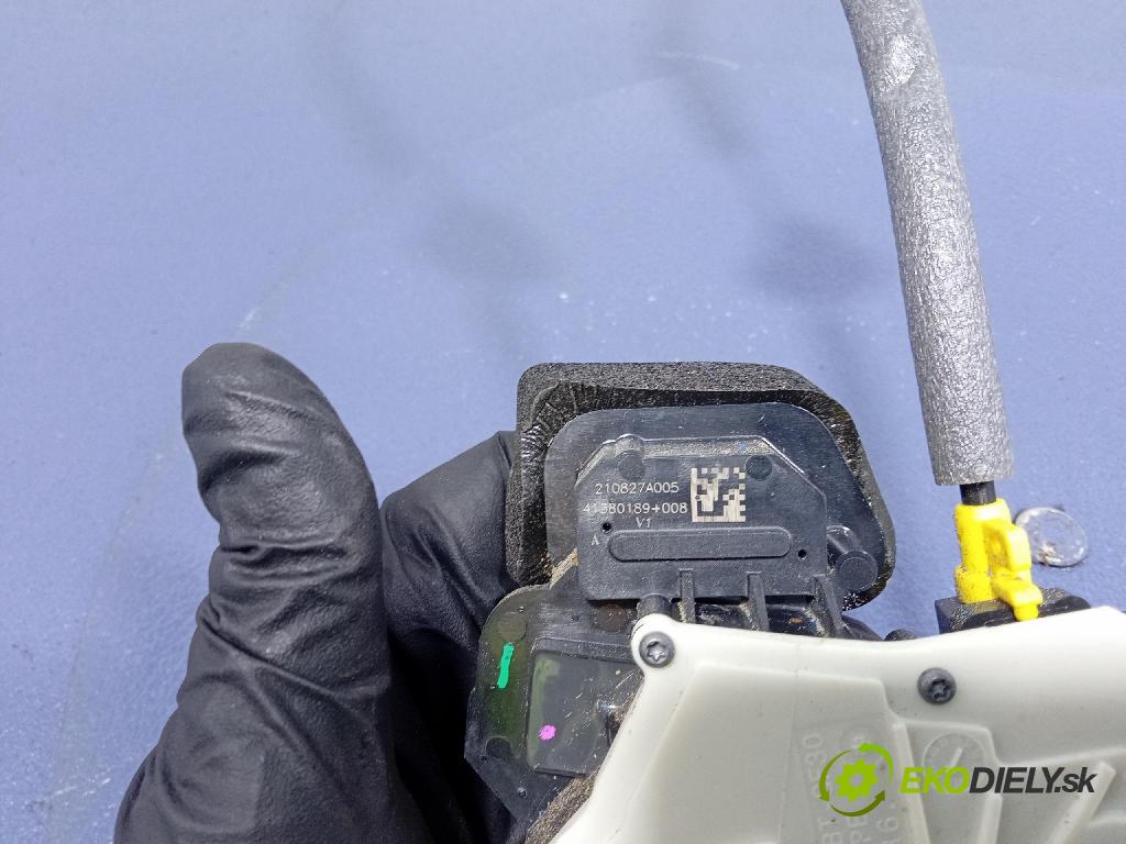 Audi SQ8 2022 zámek dveře Zad: v pravo: 4K0839016R