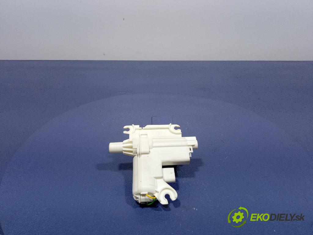 Audi SQ8 2022 zámek dveře Zad: v pravo: 4N0837060