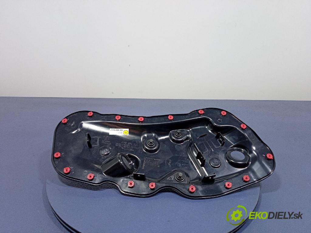 Audi SQ8 2022 zvuková izolace 4M8839104