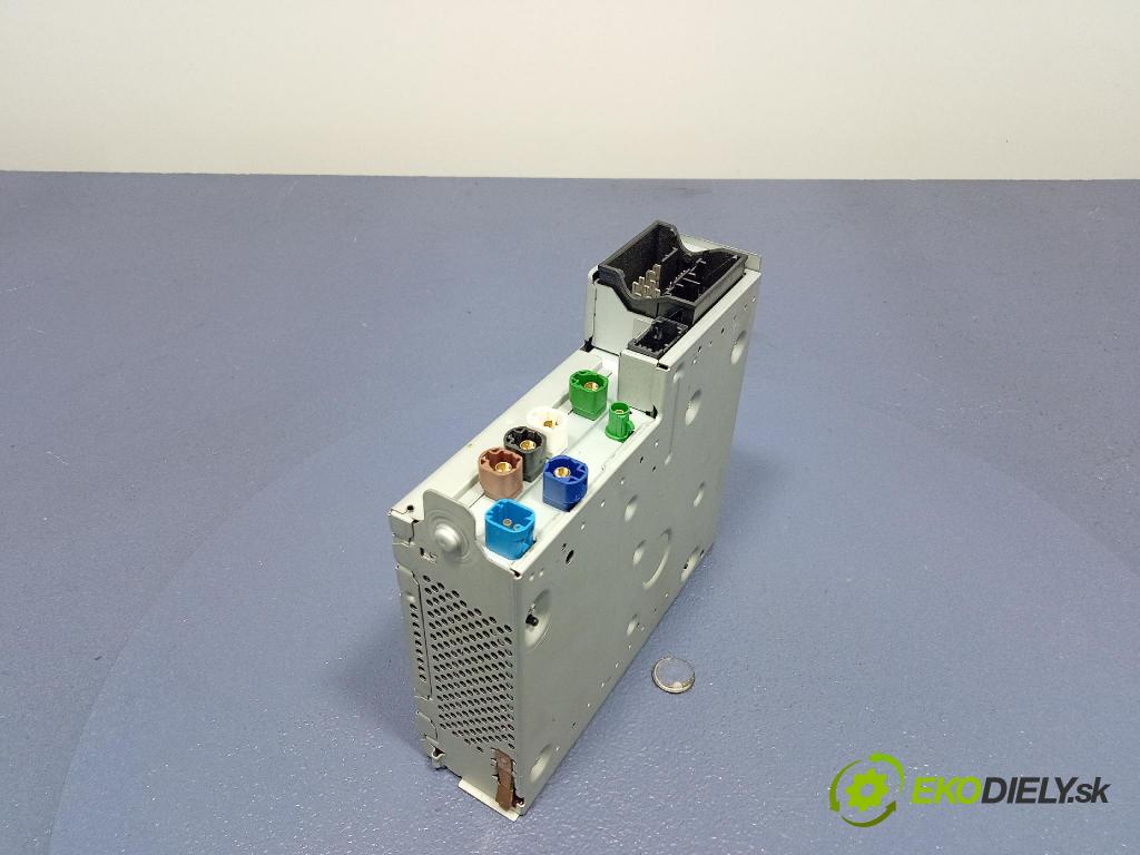 Audi SQ8 2022 modul Navigace 4M2035070H