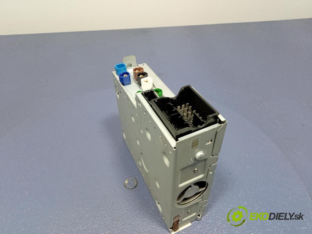 Audi SQ8 2022 modul Navigace 4M2035070H