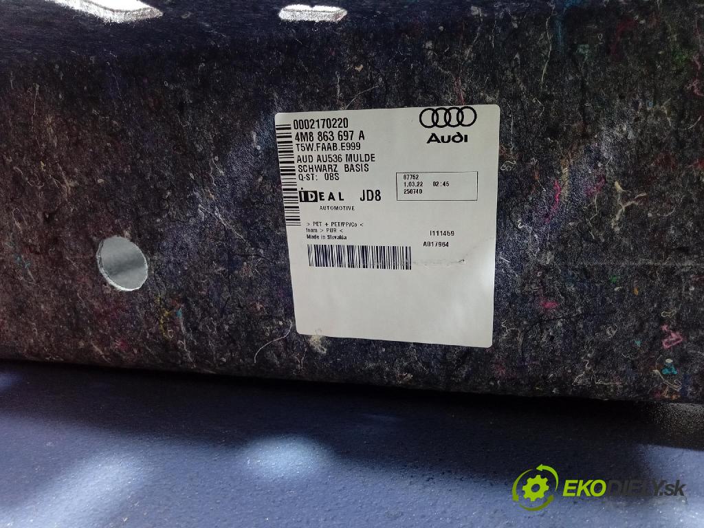 Audi SQ8 2022 koberec do auta 4M8863697A