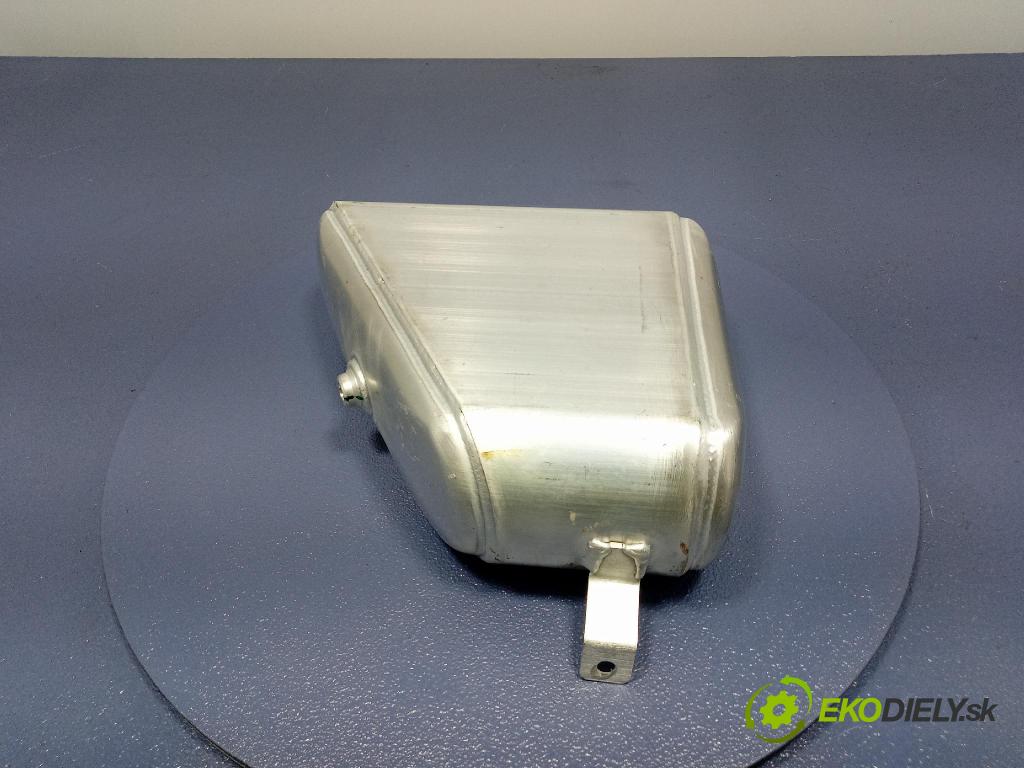 Audi SQ8 2022 Nádrž: Vzduch: 4M0616203F