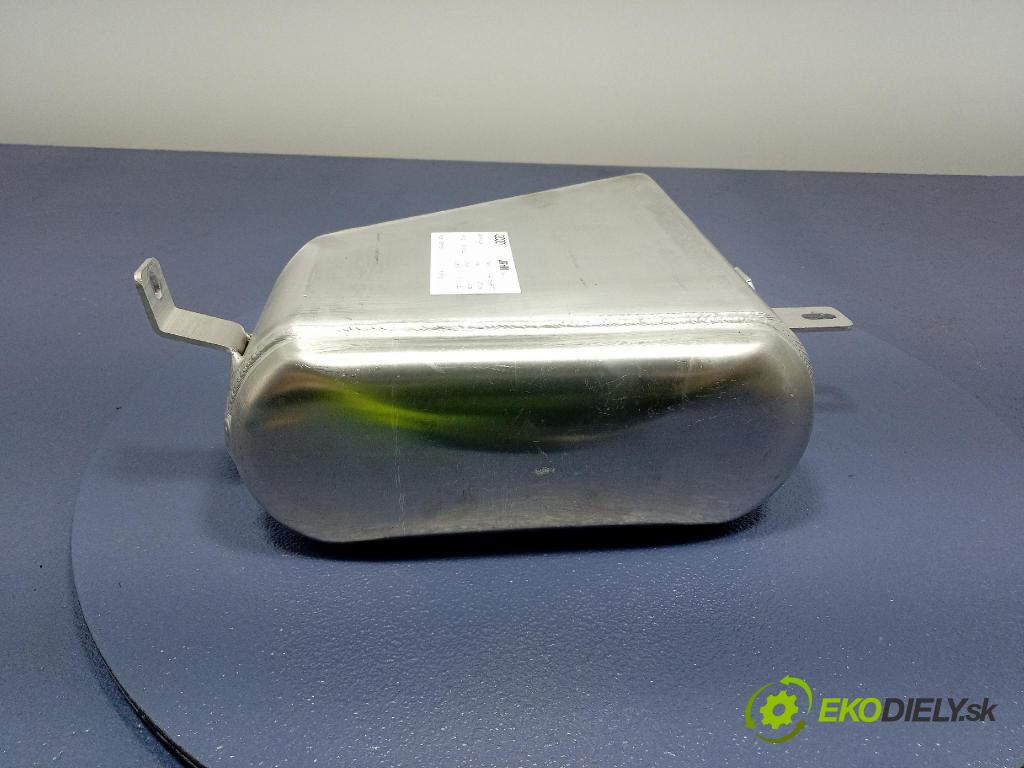 Audi SQ8 2022 Nádrž: Vzduch: 4M0616204F