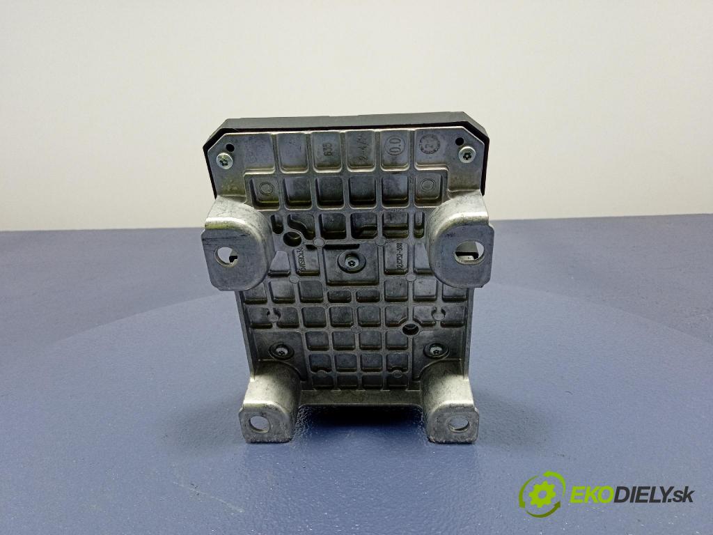 Audi SQ8 2022 řídící jednotka 4M8907777CA