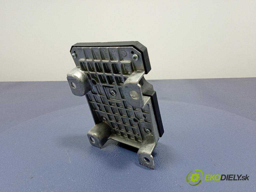 Audi SQ8 2022 řídící jednotka 4M8907777CA