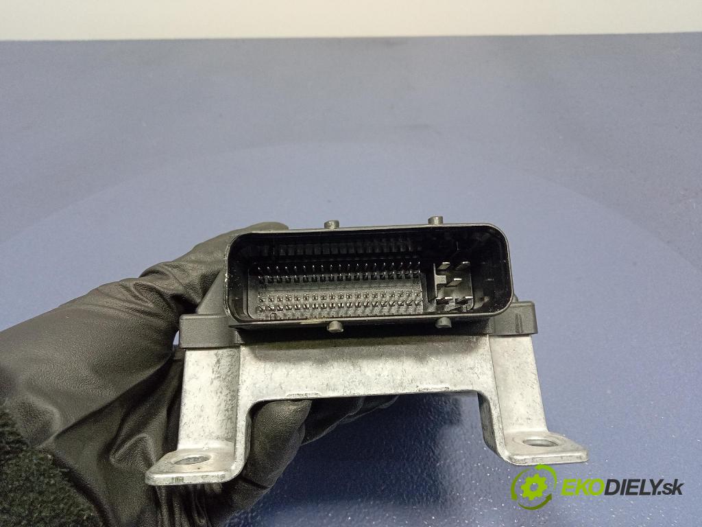 Audi SQ8 2022 řídící jednotka 4M8907777CA