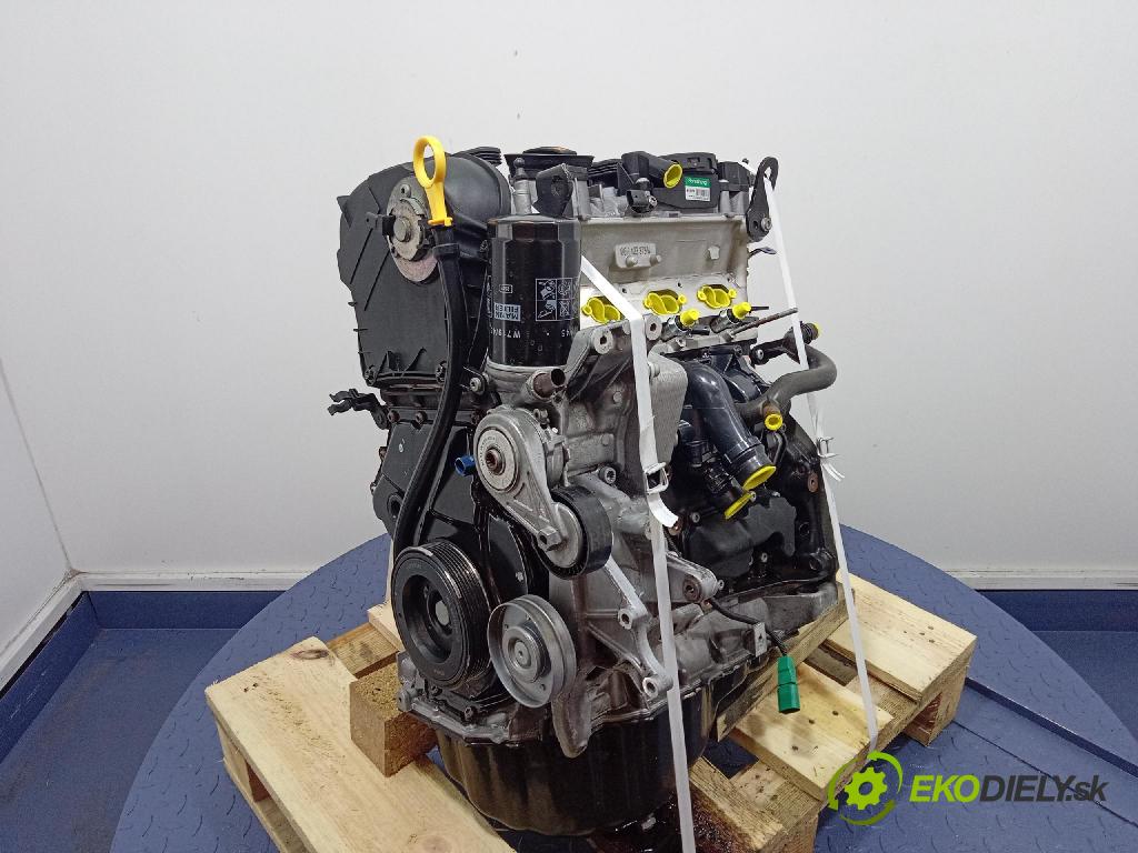 Audi A4 2009 motor Benzín CDH