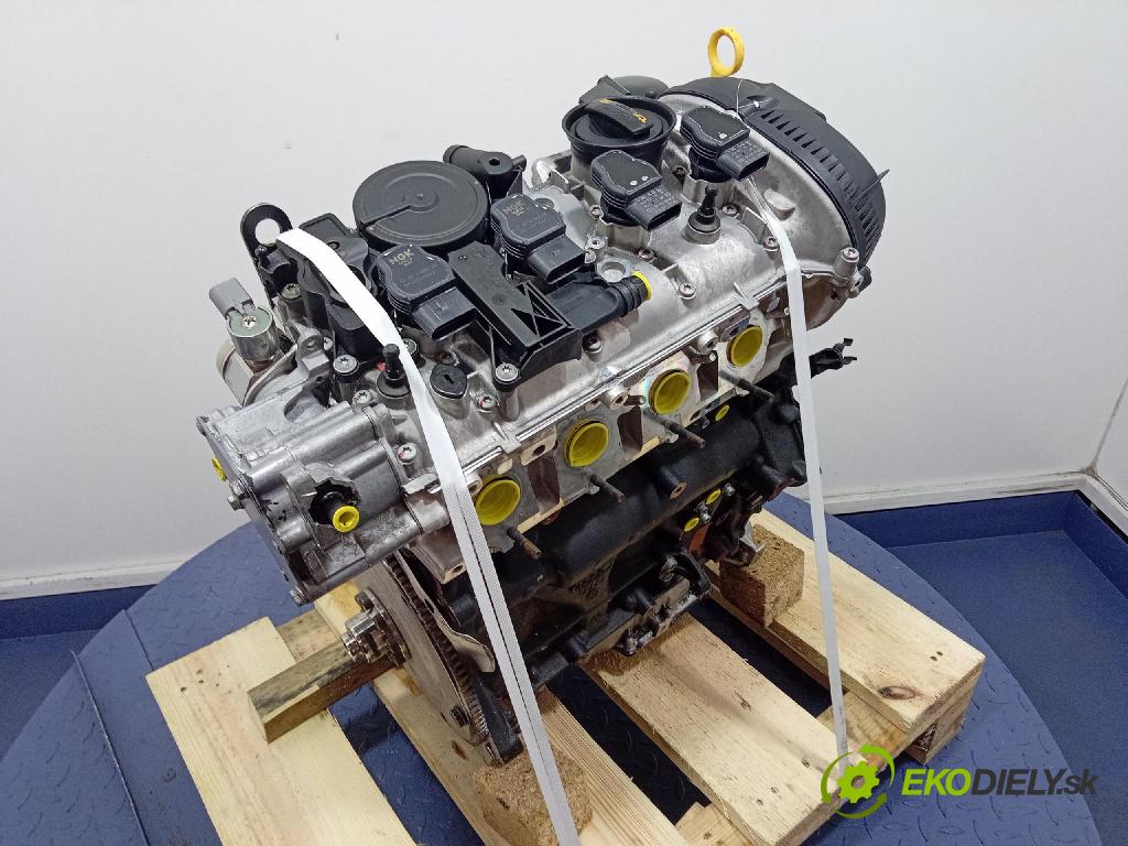 Audi A4 2009 motor Benzín CDH