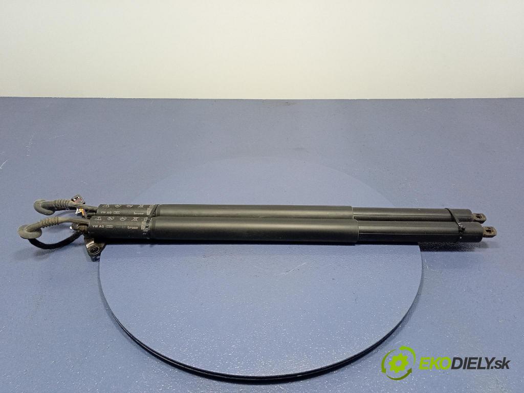 Audi SQ8 2022 Aktuátor: 4M8827851H