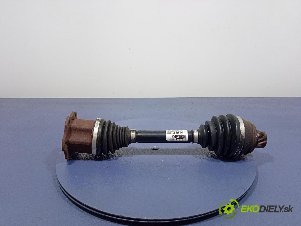 Audi A4 2009 poloos levá před 8K0407271Q