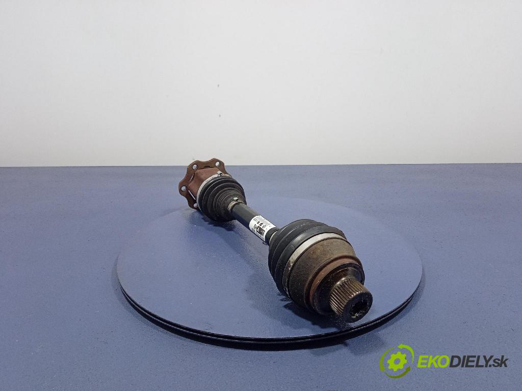 Audi A4 2009 poloos levá před 8K0407271Q