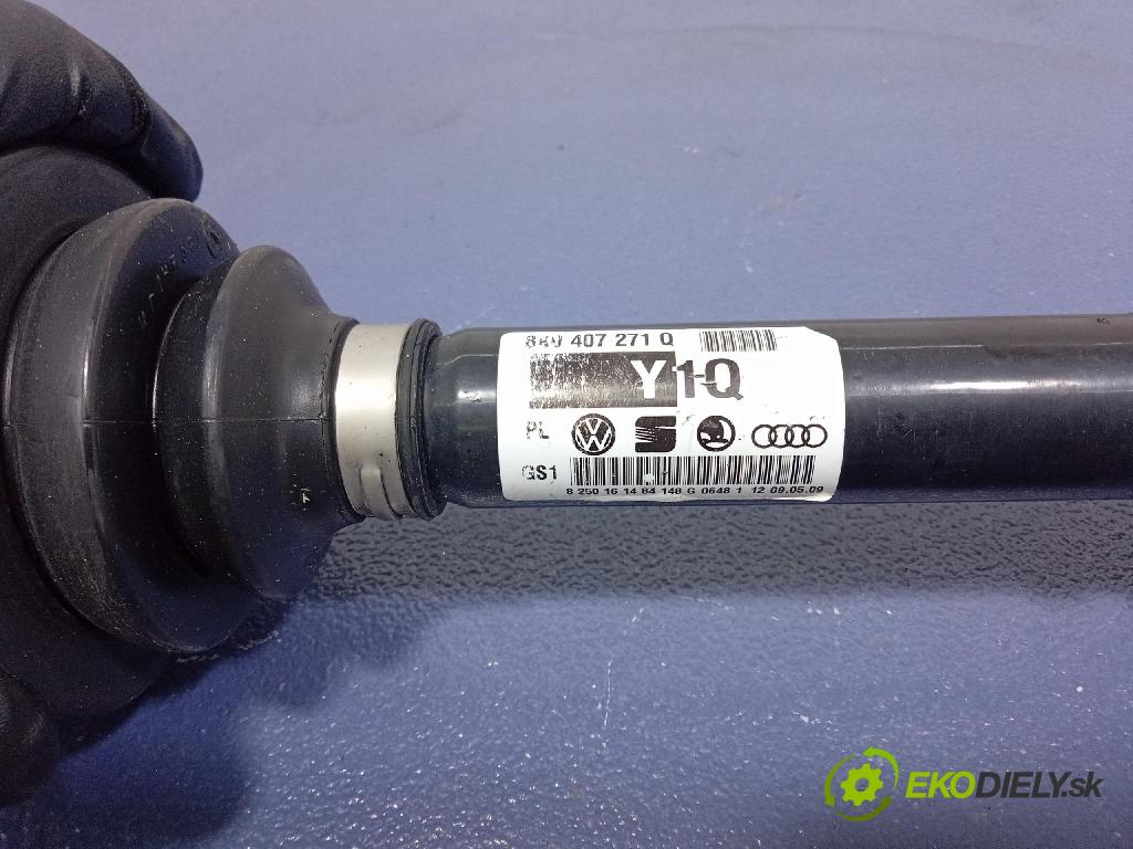 Audi A4 2009 poloos levá před 8K0407271Q