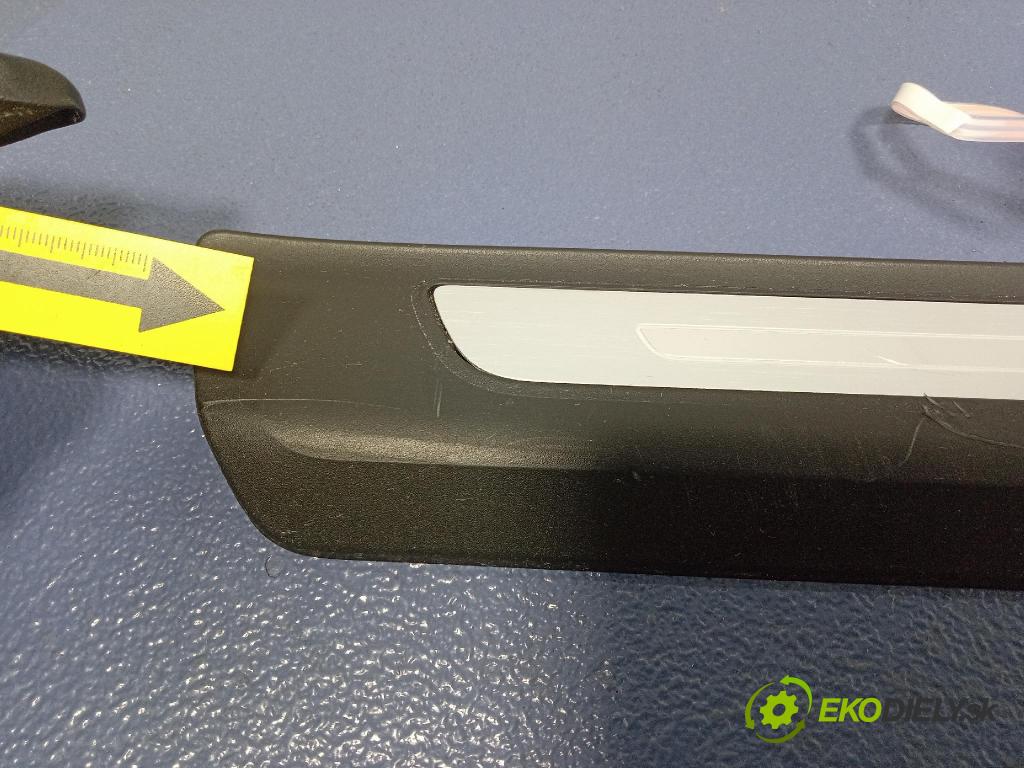 Audi SQ8 2022 lišta Dekoratívní: Práh: 4M0947418