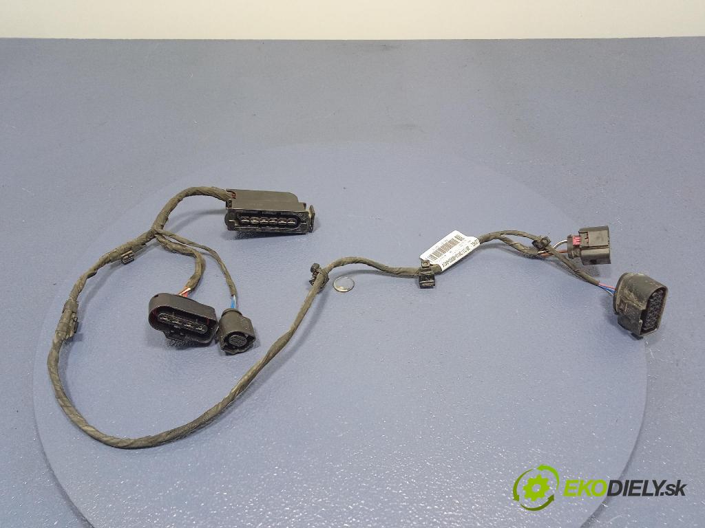 Audi SQ8 2022 instalace Elektrický: 4M0971727S