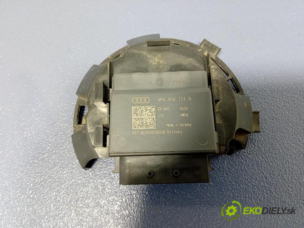 Audi SQ8 2022 řídící jednotka 4M4906121B