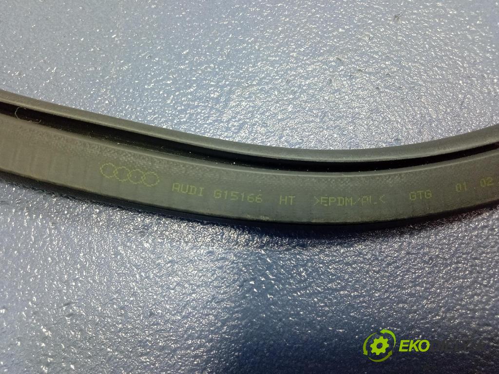 Audi SQ8 2022 Těsnění: dveře 4M8833708F