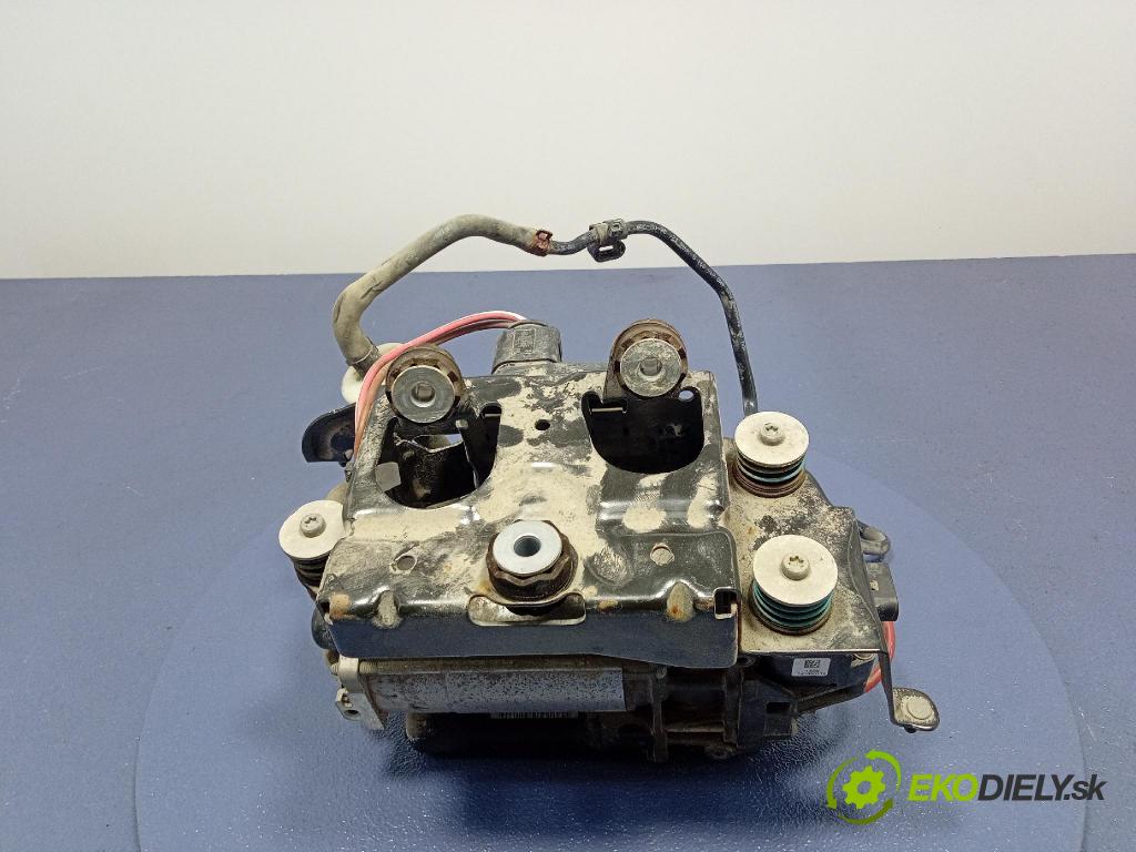 Audi SQ8 2022 Kompresor Vzduch: 4M0616005H