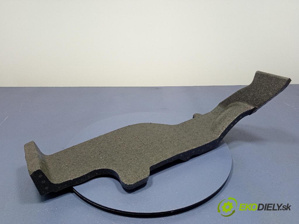 Audi SQ8 2022 zvuková izolace 4M0864790