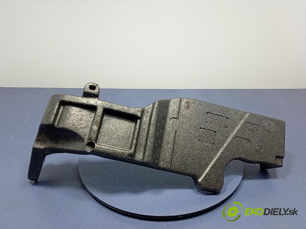 Audi SQ8 2022 zvuková izolace 4M0864790