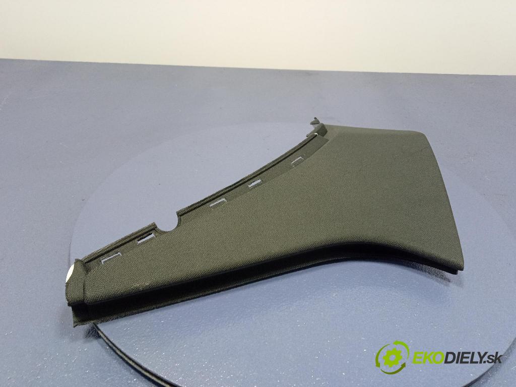 Audi SQ8 2022 kryt Plast: Interiéry: 4M8867246