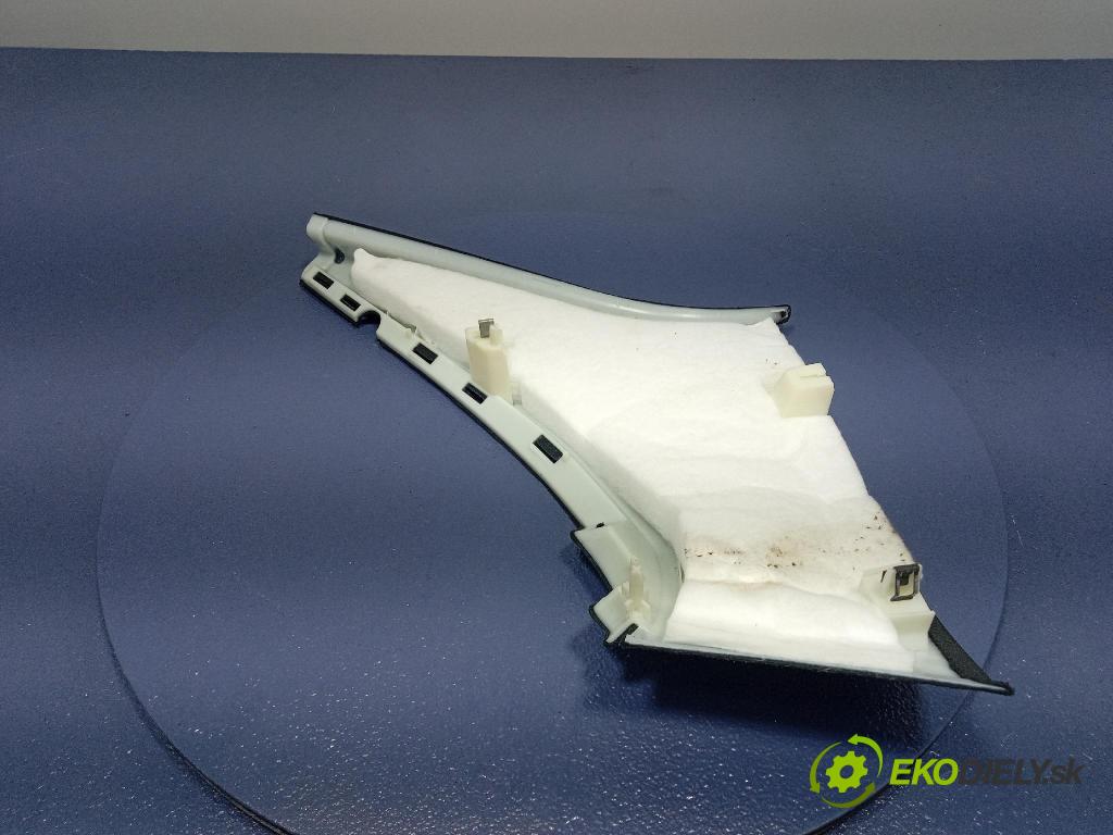 Audi SQ8 2022 kryt Plast: Interiéry: 4M8867246