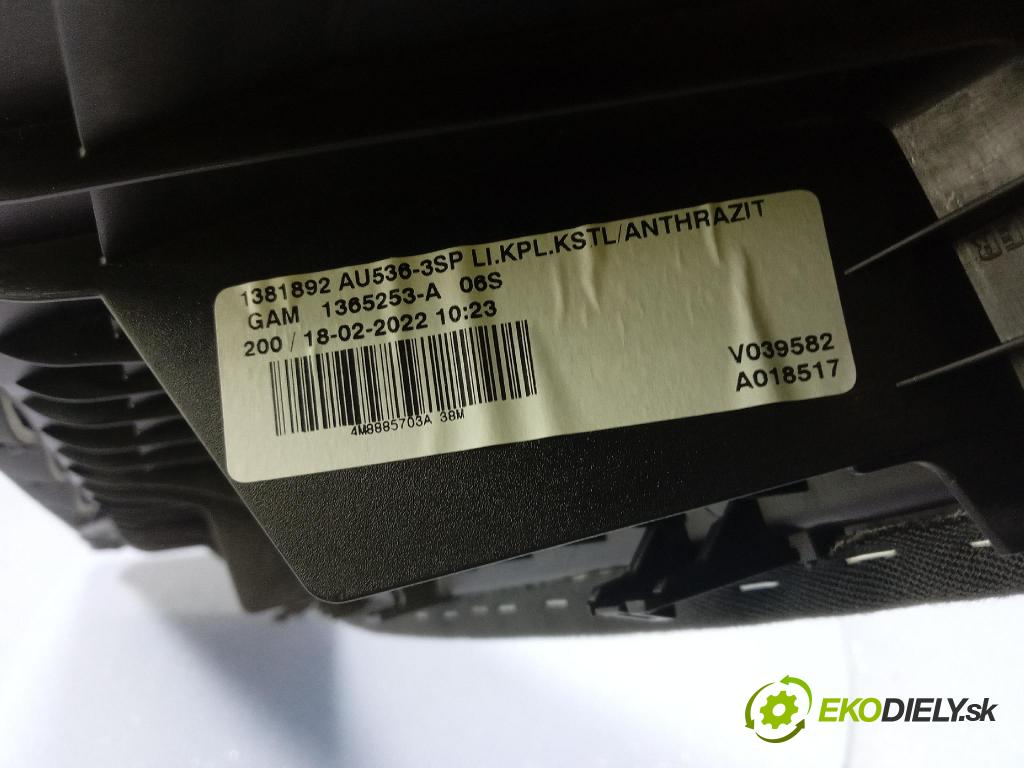 Audi SQ8 2022 Sedadlo zadní 1365237 LI