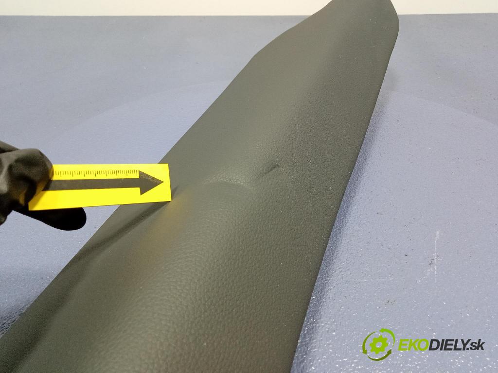 Audi SQ8 2022 Sedadlo zadní 1366061RE