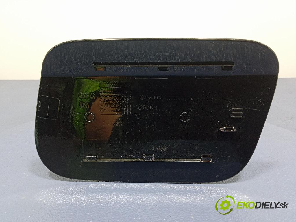 Audi SQ8 2022 Klapka nádrže paliva 4M8809907A