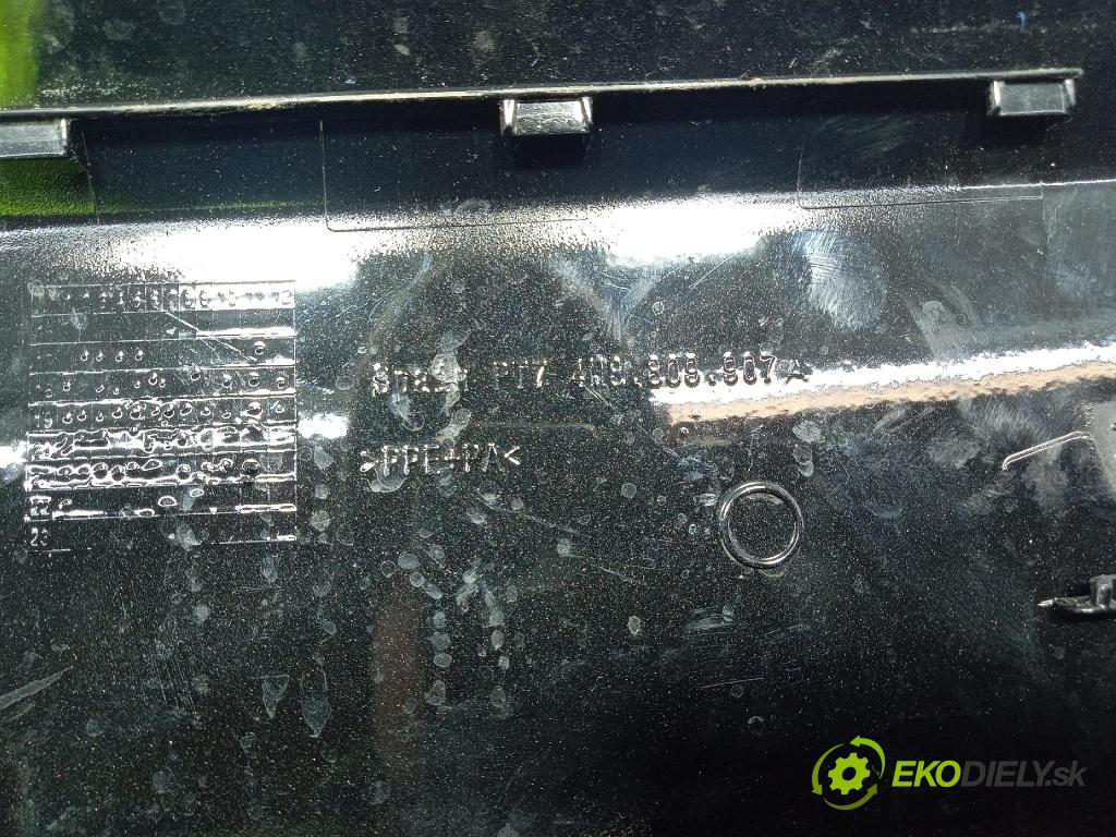 Audi SQ8 2022 Klapka nádrže paliva 4M8809907A