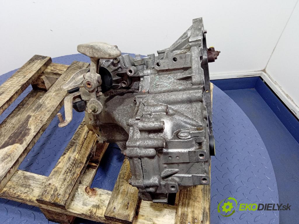 Toyota Avensis 2004 převodovka Ozubené kola: Manualna 33111-05010