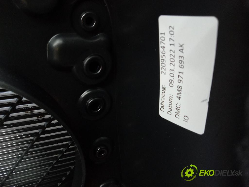 Audi SQ8 2022 Tapacír: dveře Zad: levá