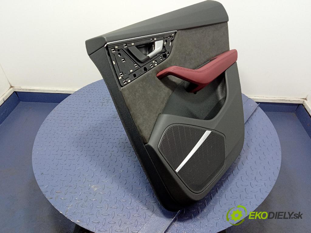 Audi SQ8 2022 Tapacír: dveře Zad: Práva: