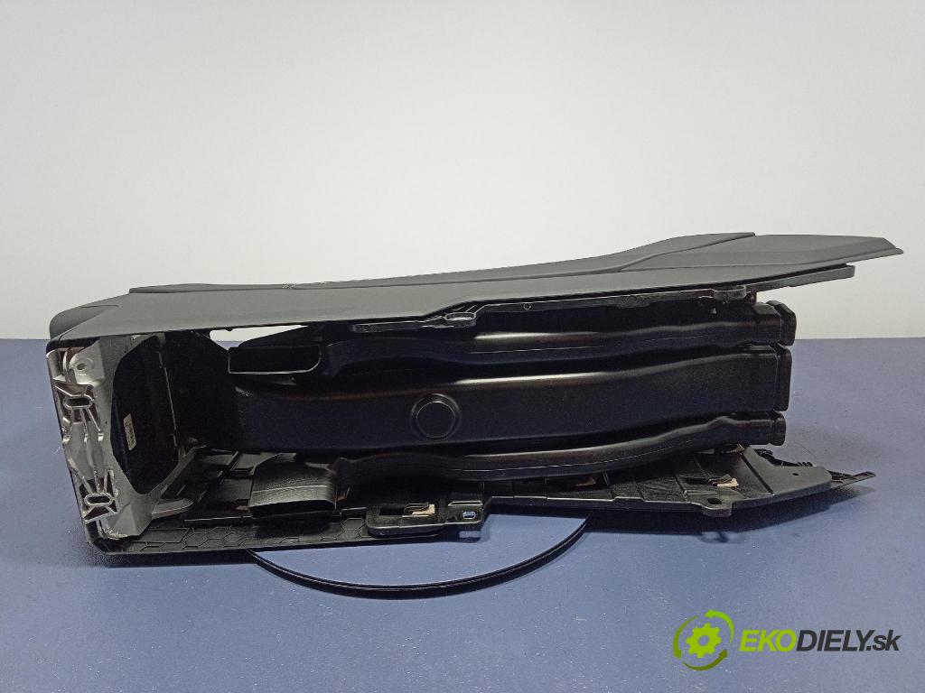 Audi SQ8 2022 Tunel: Střední: 4M8863244K