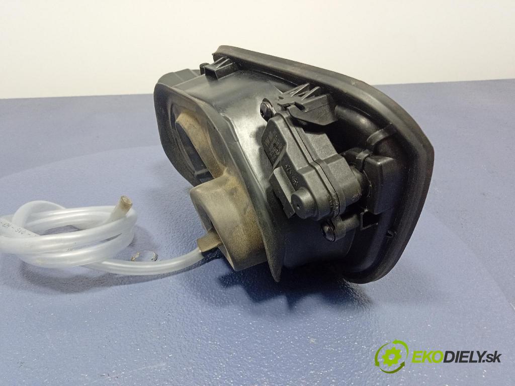 Audi SQ8 2022 Klapka nádrže paliva 4M8809906