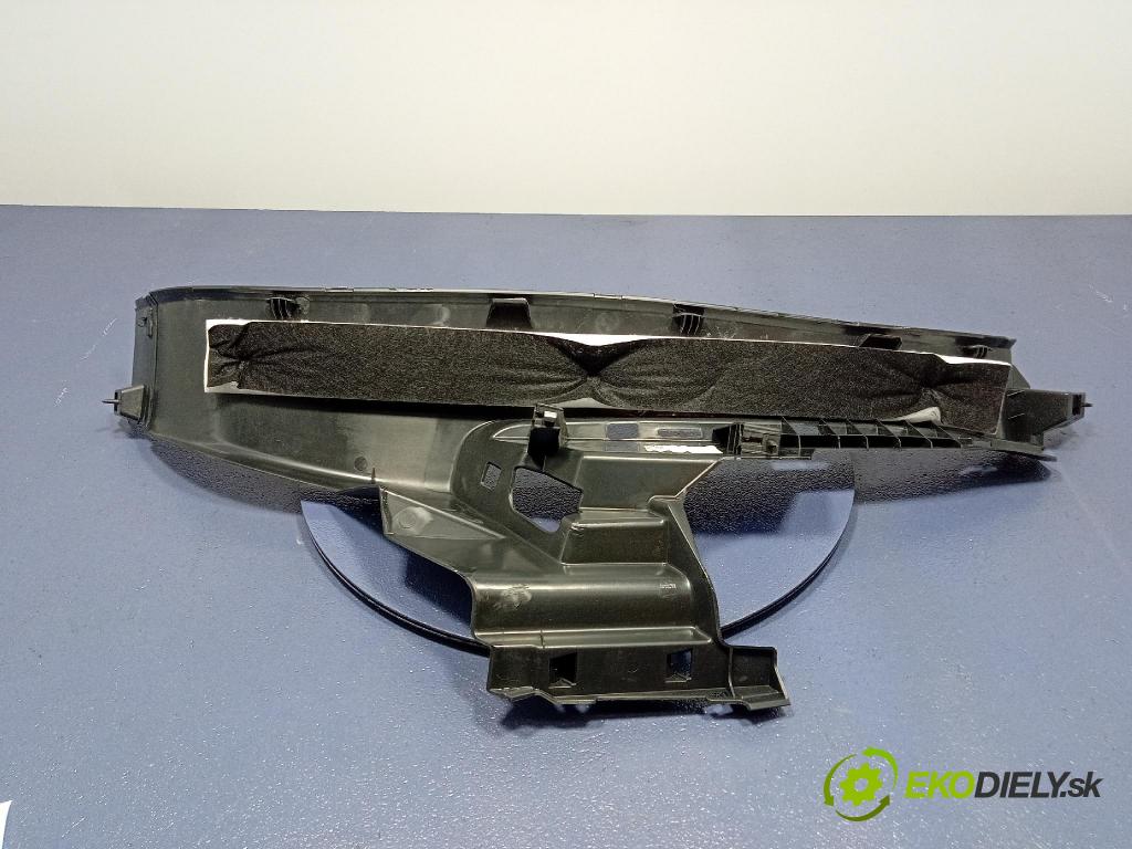 Audi SQ8 2022 kryt Plast: Interiéry: 4M8867767