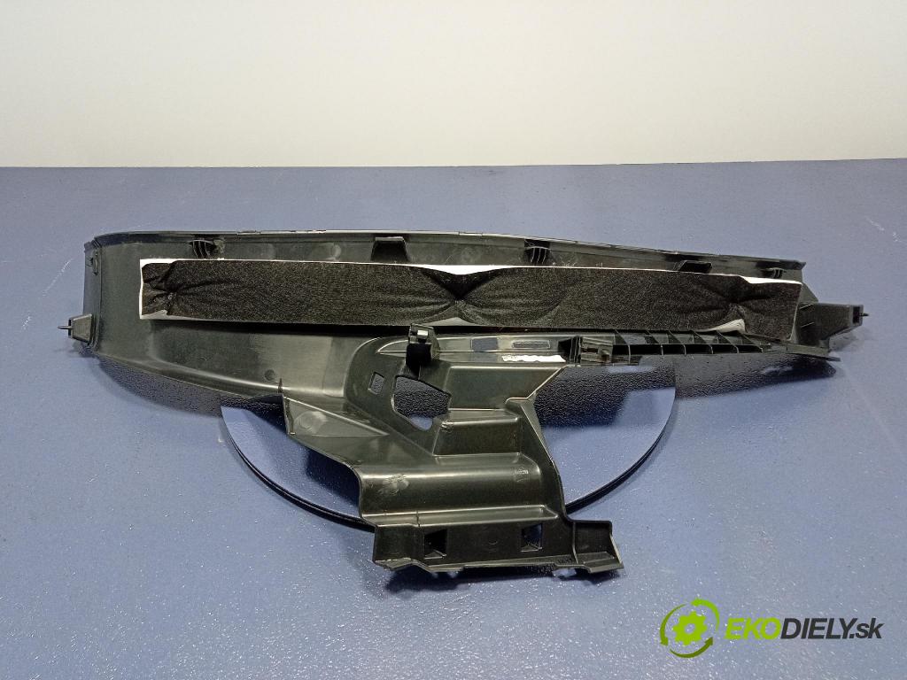 Audi SQ8 2022 kryt Plast: Interiéry: 4M8867767