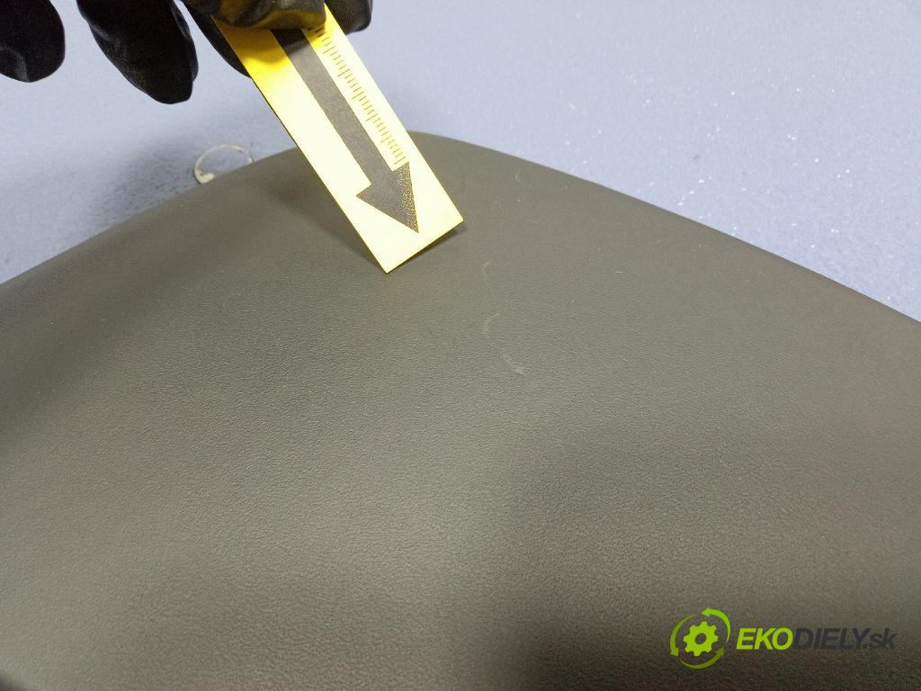 Audi SQ8 2022 kryt Plast: Interiéry: 4M8857161B