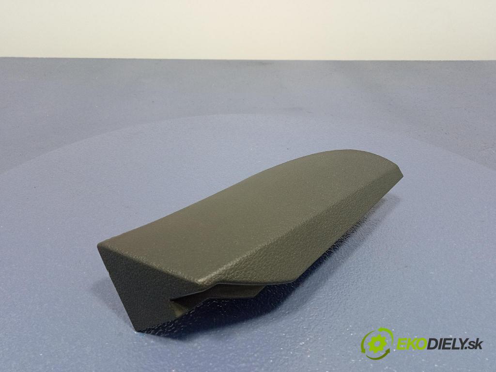 Audi SQ8 2022 kryt Plast: Interiéry: 4M8863280