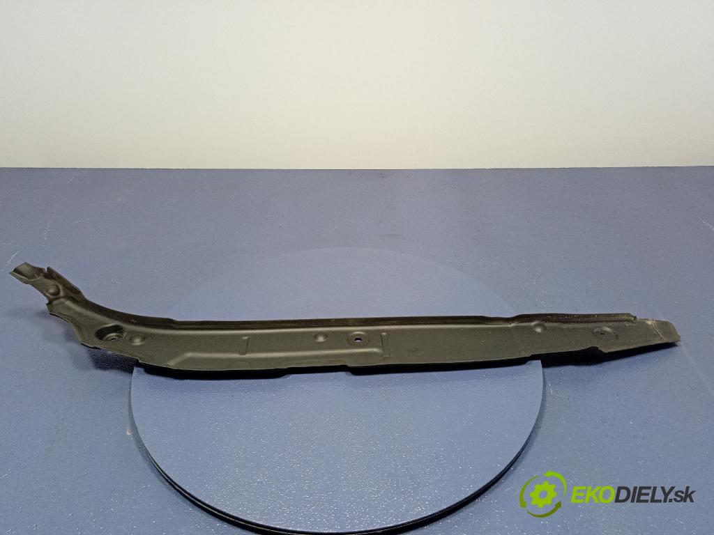 Audi SQ8 2022 blatnik před Levý: 4M8821111