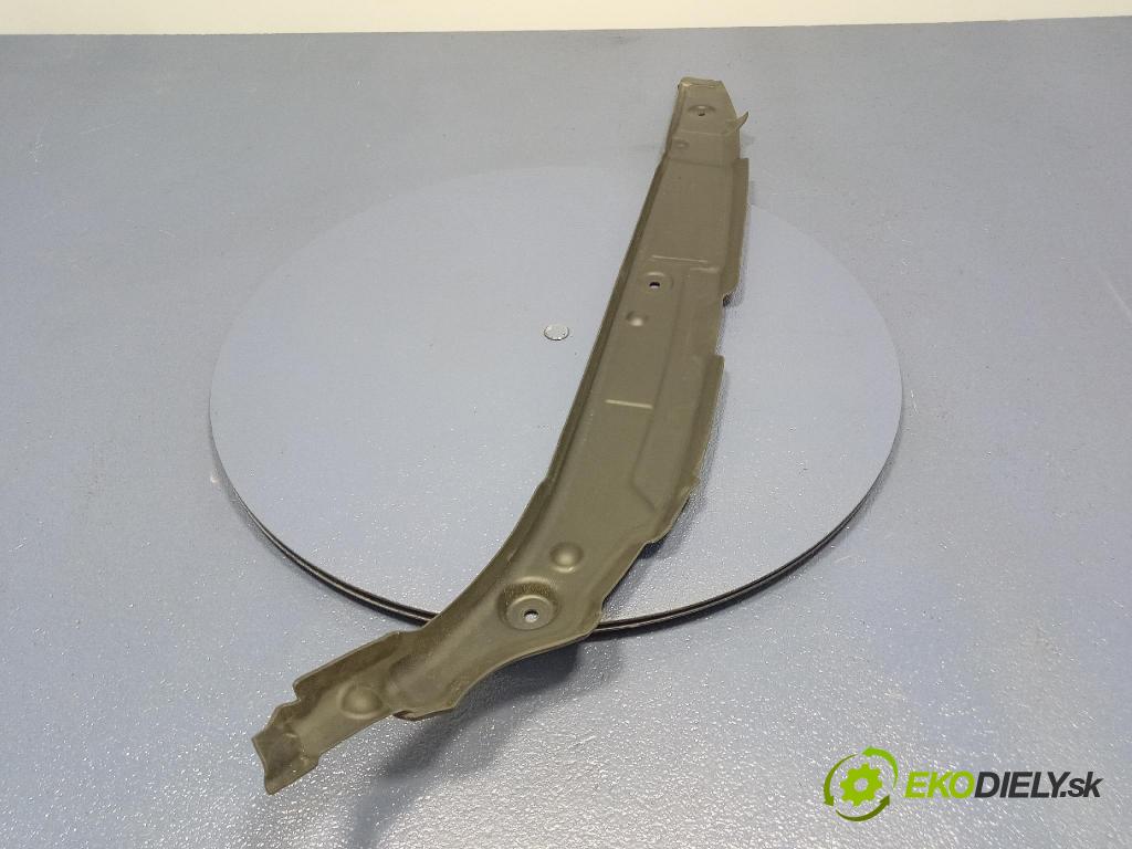 Audi SQ8 2022 blatnik před Levý: 4M8821111